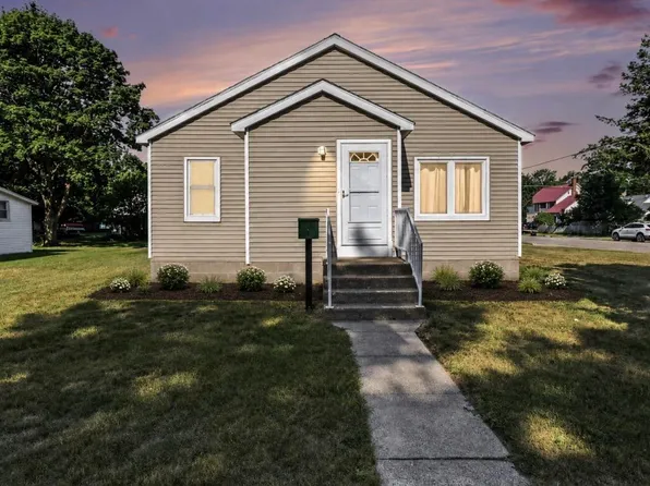 509 N Delia St, Ludington, MI 49431