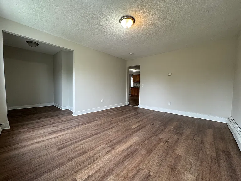 312 Davenport Ave #B2 — Photo 7