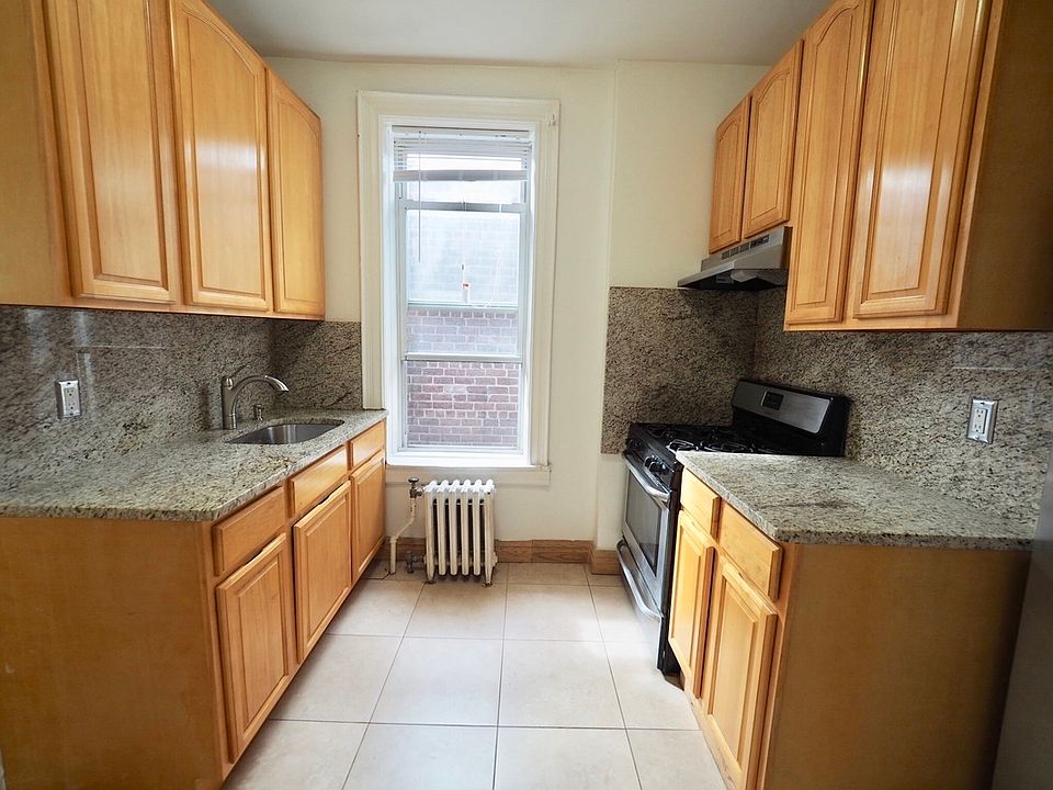 1st image of 31-18 41st St #30