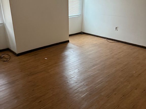 4th image of 101 E 10th Ave APT 2