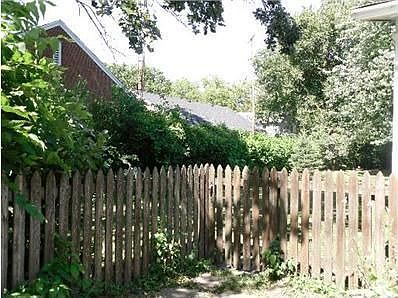 4th image of 413 E Kankakee River Dr