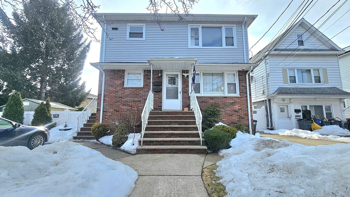 Building Photo - 29 Bryant Pl #2