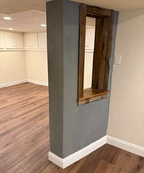 Passthrough detail with reclaimed wood
