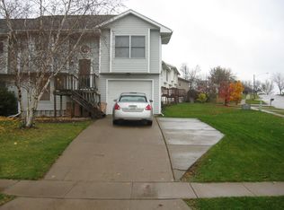1029 22nd Ave, Coralville, IA 52241