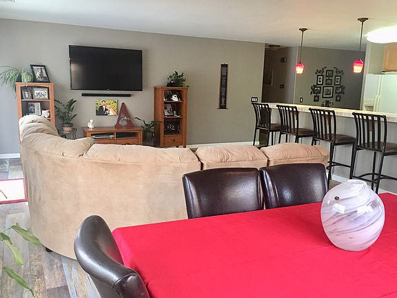 5th image of 315 Ladrillos Way