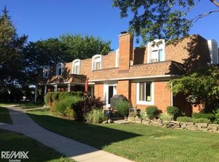 11706 Meadow Ln, Warren, MI 48093