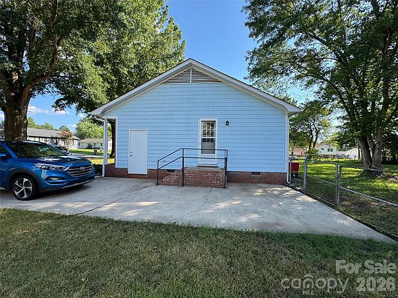 5th image of 7644 Bramblewood Dr