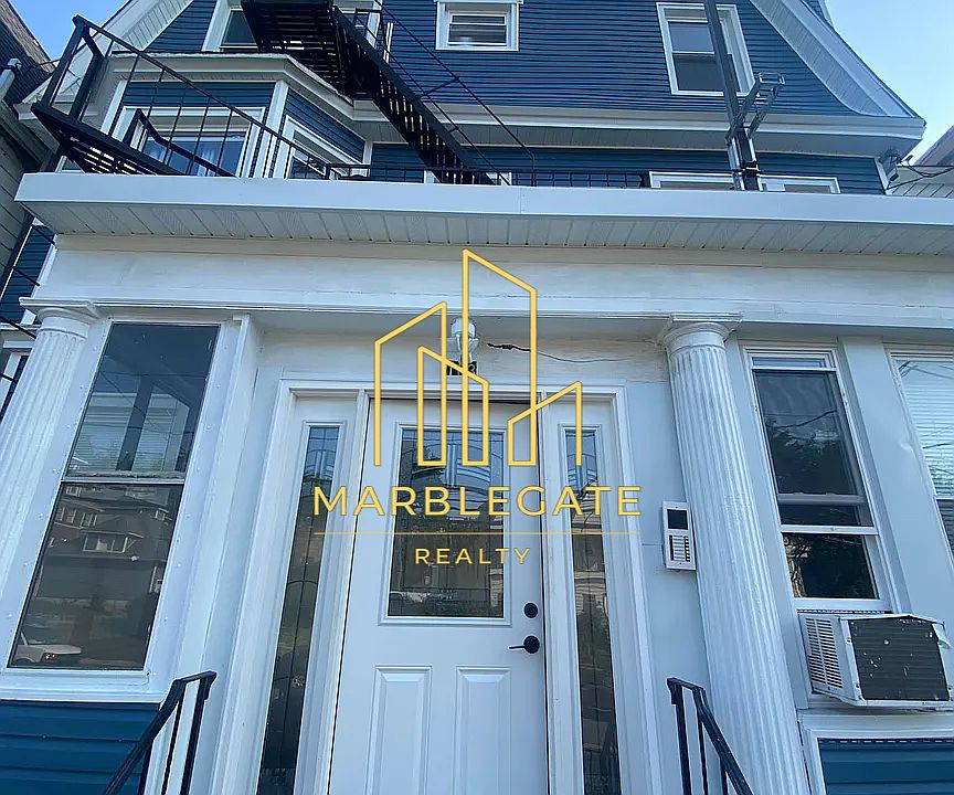 1st image of 163 Elwood Ave #33L