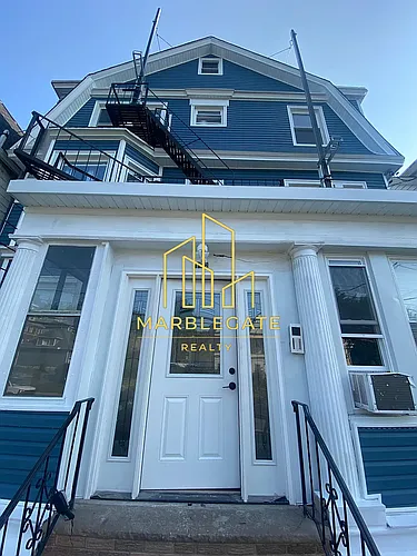 163 Elwood Ave Photo 1