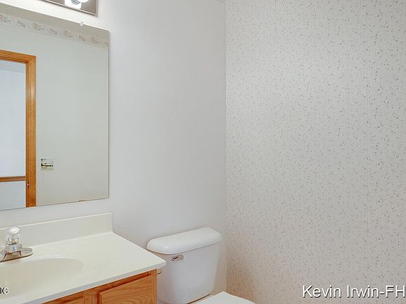 2nd image of 5886 Trillium Ln SW