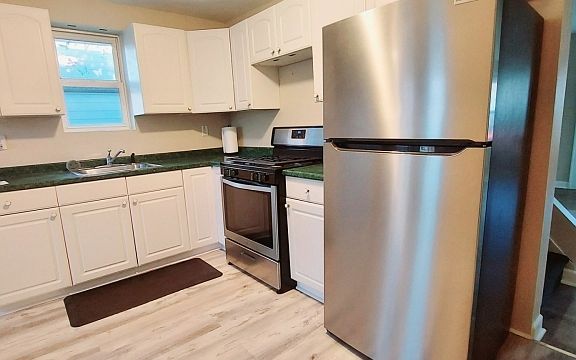 5th image of 31 Stewart Pl