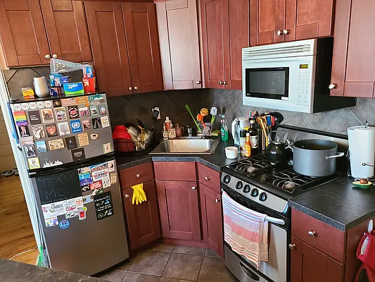 Rented by Keller Williams NYC | media 17