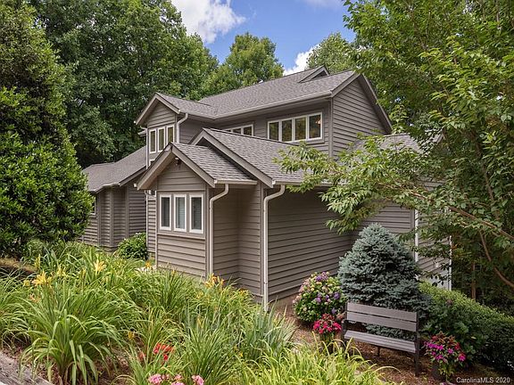 2nd image of 107 Spruce Ln