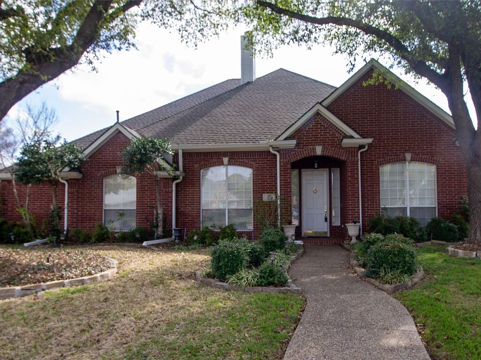 1st image of 18304 Summerfield Dr