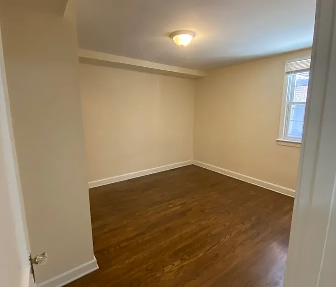 4012 Calvert St NW #1B — Photo 7
