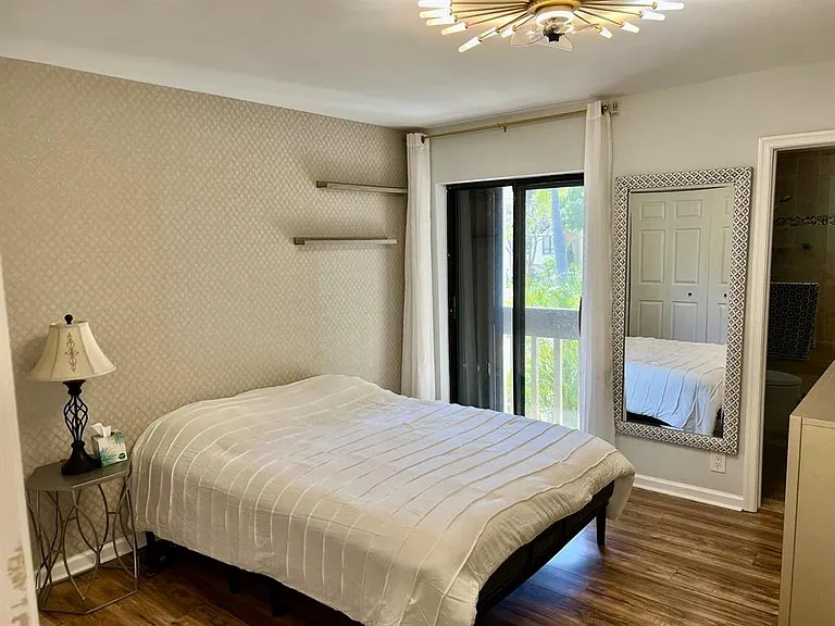 6075 Glendale Dr — Photo 11