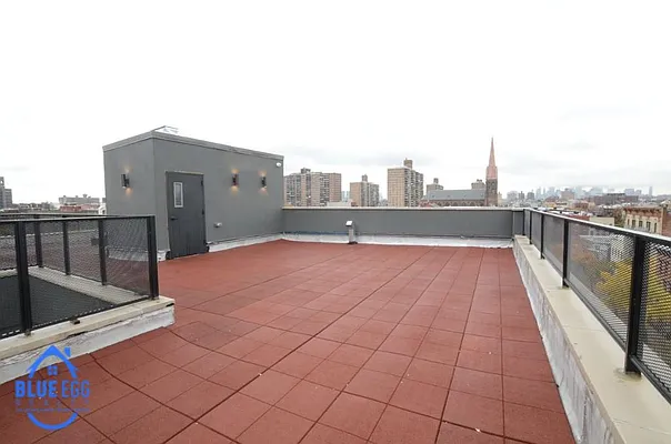 Rented by Blue Egg Realty Corp | media 32