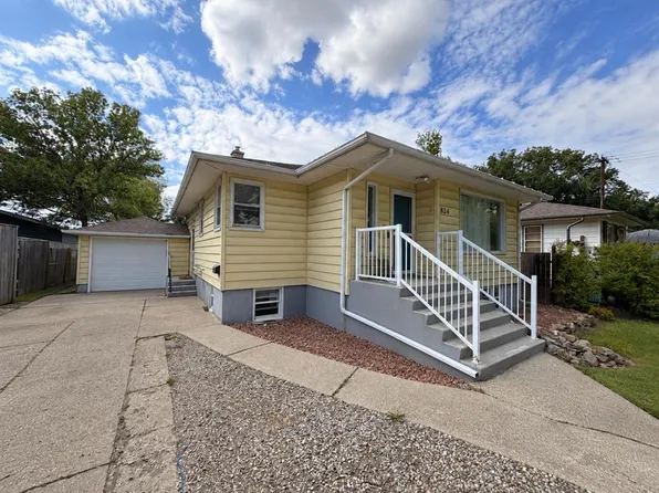 824 E 5th St S, Lethbridge, AB T1J 2C6