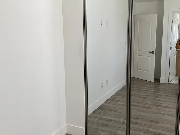 2300 Carmona Ave — Photo 52