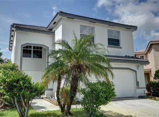 10572 SW 16th St, Pembroke Pines, FL 33025