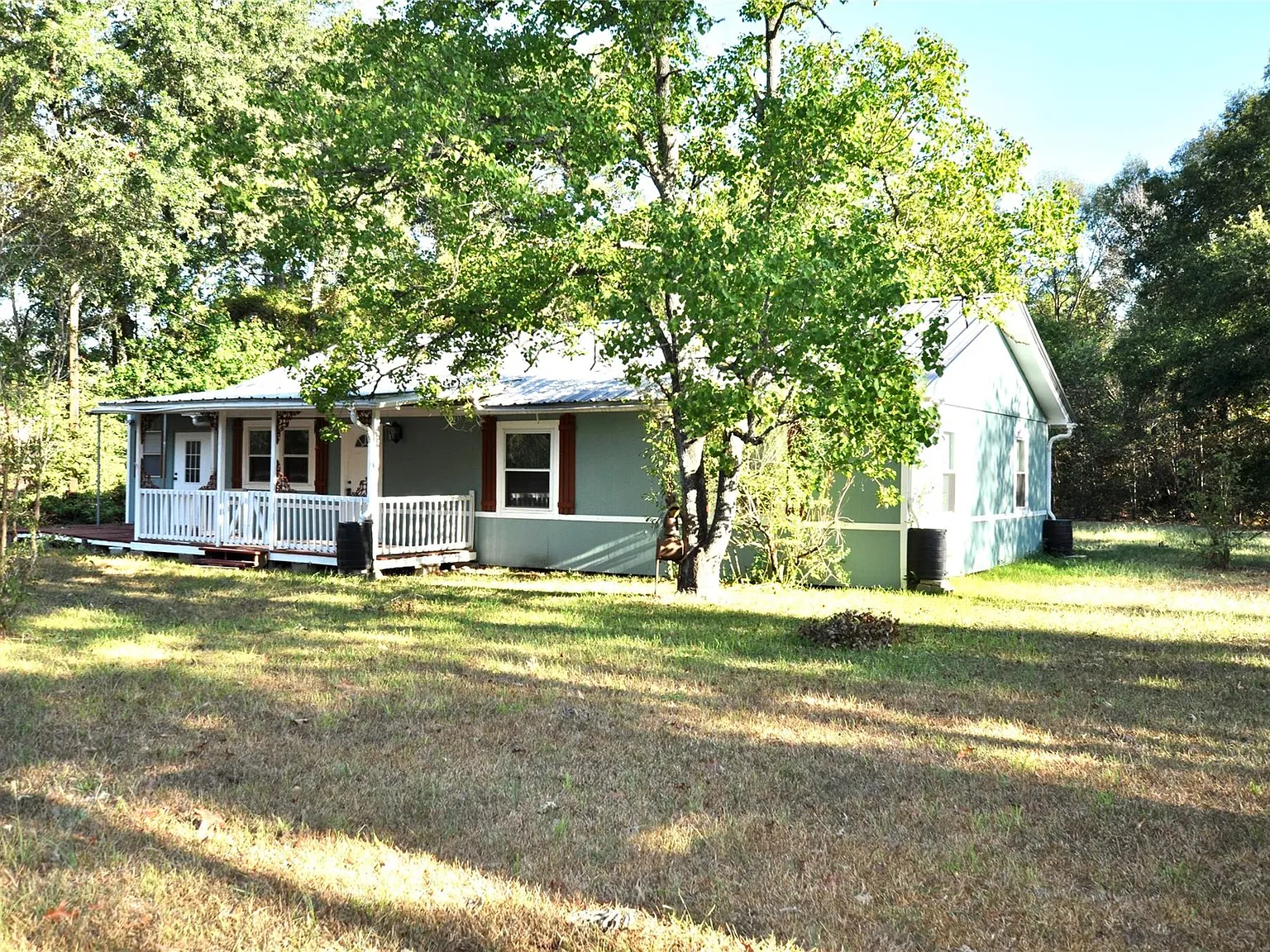 3 bed, 2.0 bath, 1534 sqft, $1,750 — Photo 2