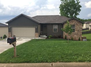 1201 W Hartley St, Ozark, MO 65721