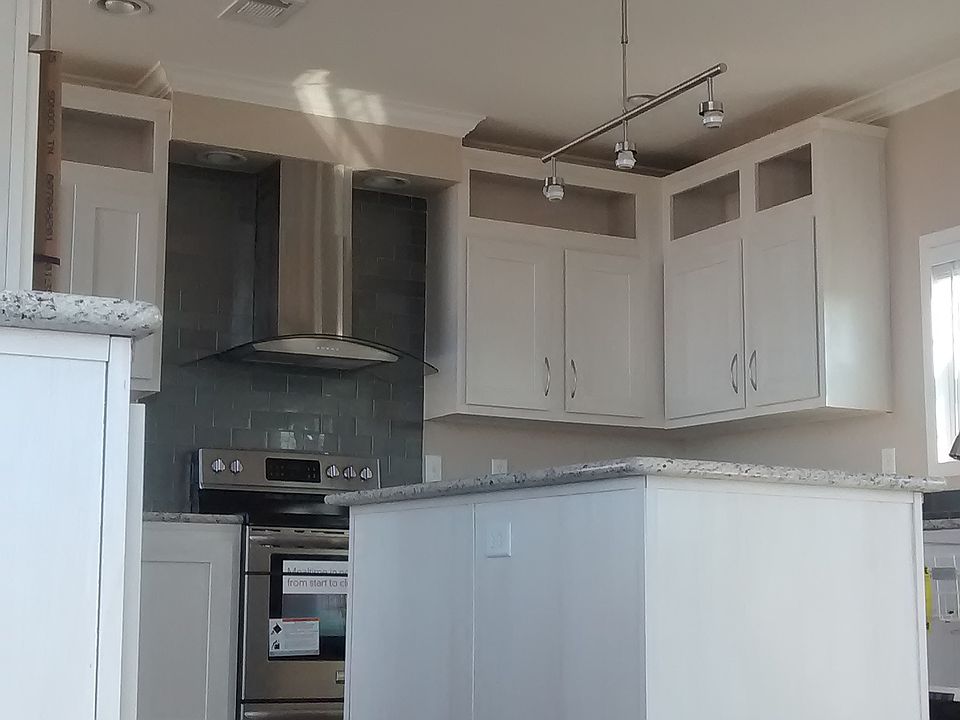 2nd image of 4125 Fm 550