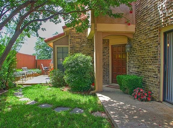 2nd image of 2607 Encina Dr