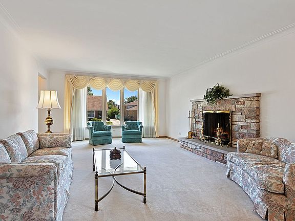 4th image of 4528 W 99th Pl