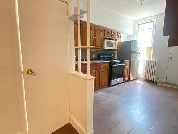 5th image of 3842 Flatlands Ave APT 1R