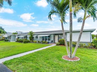 720 South Dr APT B, Delray Beach, FL 33445