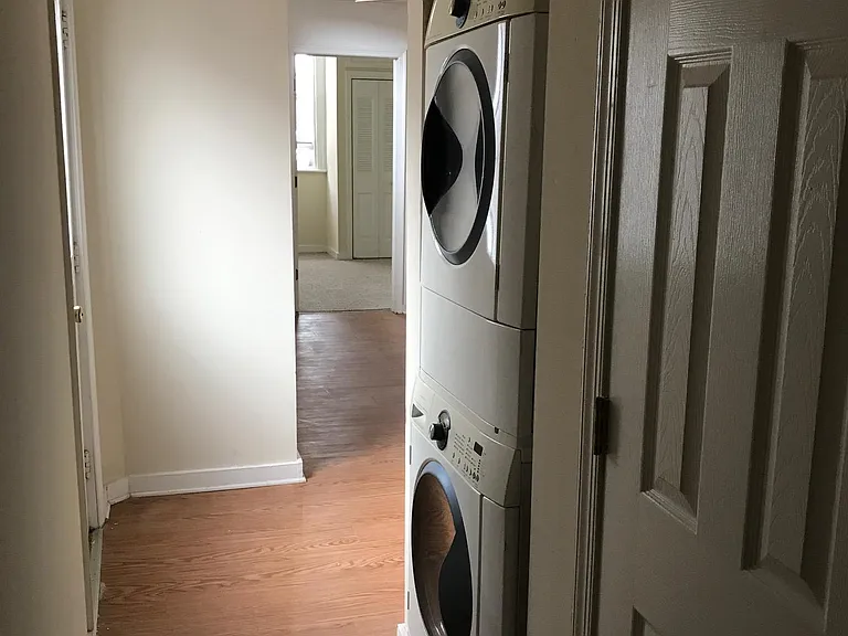 2224 W Grace St #3 — Photo 9