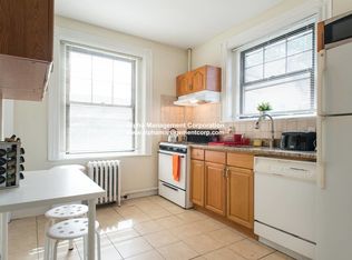 48 Babcock St APT 5, Brookline, MA 02446