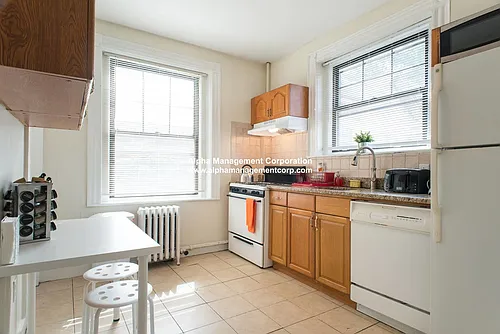 48 Babcock St #5 Photo 1