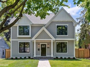 2032 Cleveland St, Evanston, IL 60202