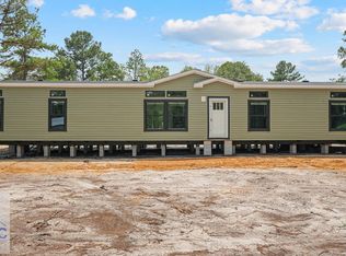 5711 Holmesville Rd, Jesup, GA 31545