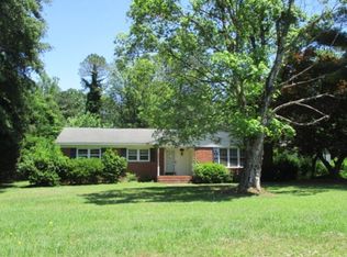 506 Winnifred St, Faison, NC 28341