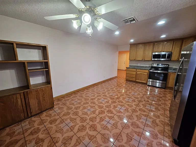 547 San Gabriel Ct — Photo 12