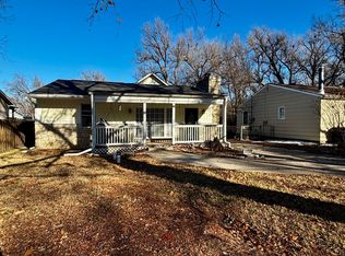 1970 Lincoln Dr, Manhattan, KS 66502