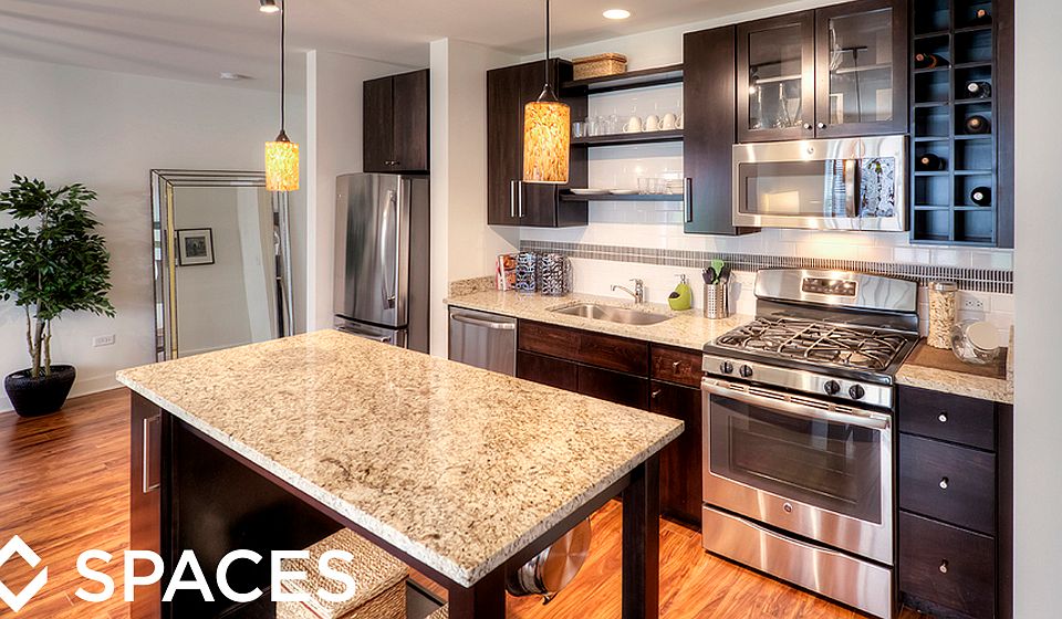 1st image of 1803 W Argyle St APT 2A
