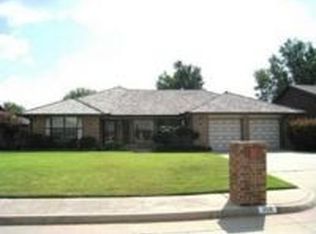 308 E Grand Teton Ct, Yukon, OK 73099