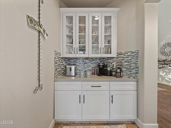 5th image of 6790 Talmedge Cir