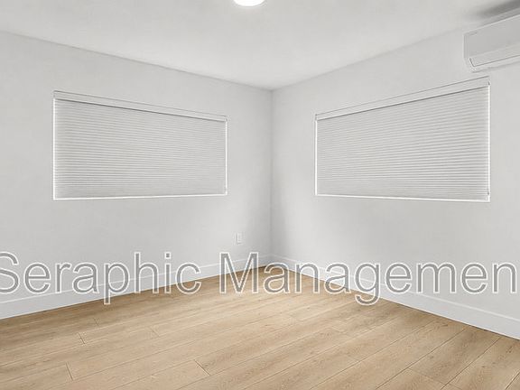 5th image of 1554 Diamond St #9