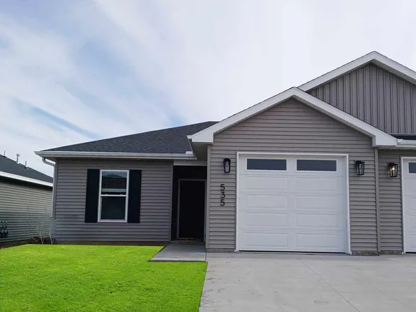 535 N 4th St, Eldridge, IA 52748