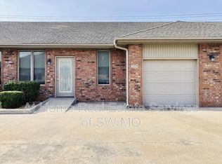 5587 N 17th St, Ozark, MO 65721