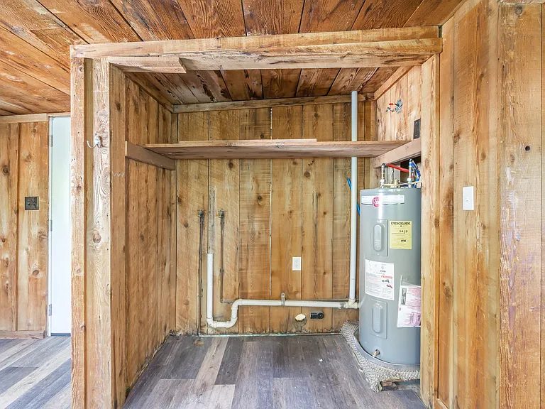 5700 Ridgefield Rd — Photo 27