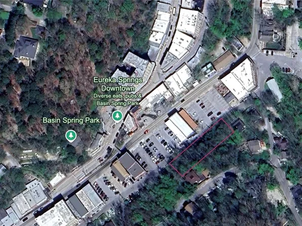 1ST St, Eureka Springs, AR 72632