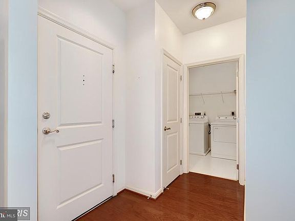 5th image of 2655 Prosperity Ave APT 336