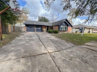 355 Queenstown Rd, Houston, TX 77015
