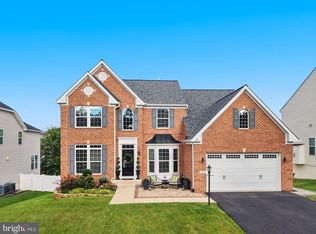 3341 Soaring Cir, Woodbridge, VA 22193
